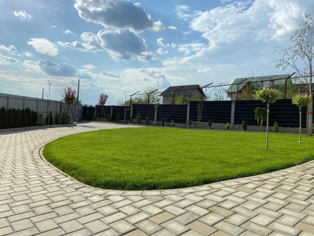 Lora Studio Leilighet Suceava Eksteriør bilde